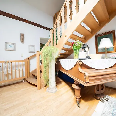 Idyllisches Ferienhaus, Pool & Badeteich Nahe Wien Gablitz