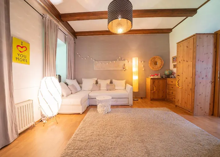 Idyllisches Ferienhaus, Pool & Badeteich Nahe Wien Gablitz