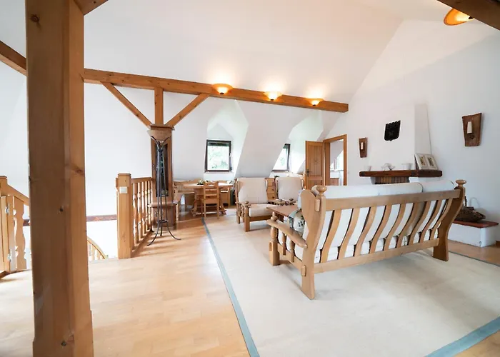 Lejlighed Idyllisches Ferienhaus, Pool & Badeteich Nahe Wien