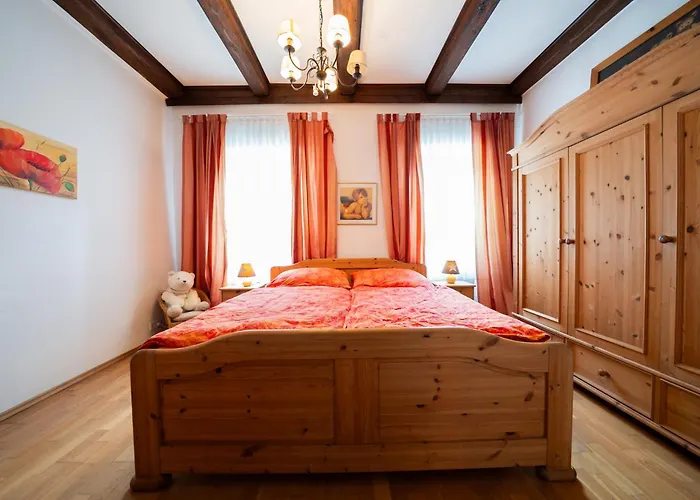 Idyllisches Ferienhaus, Pool & Badeteich Nahe Wien Gablitz